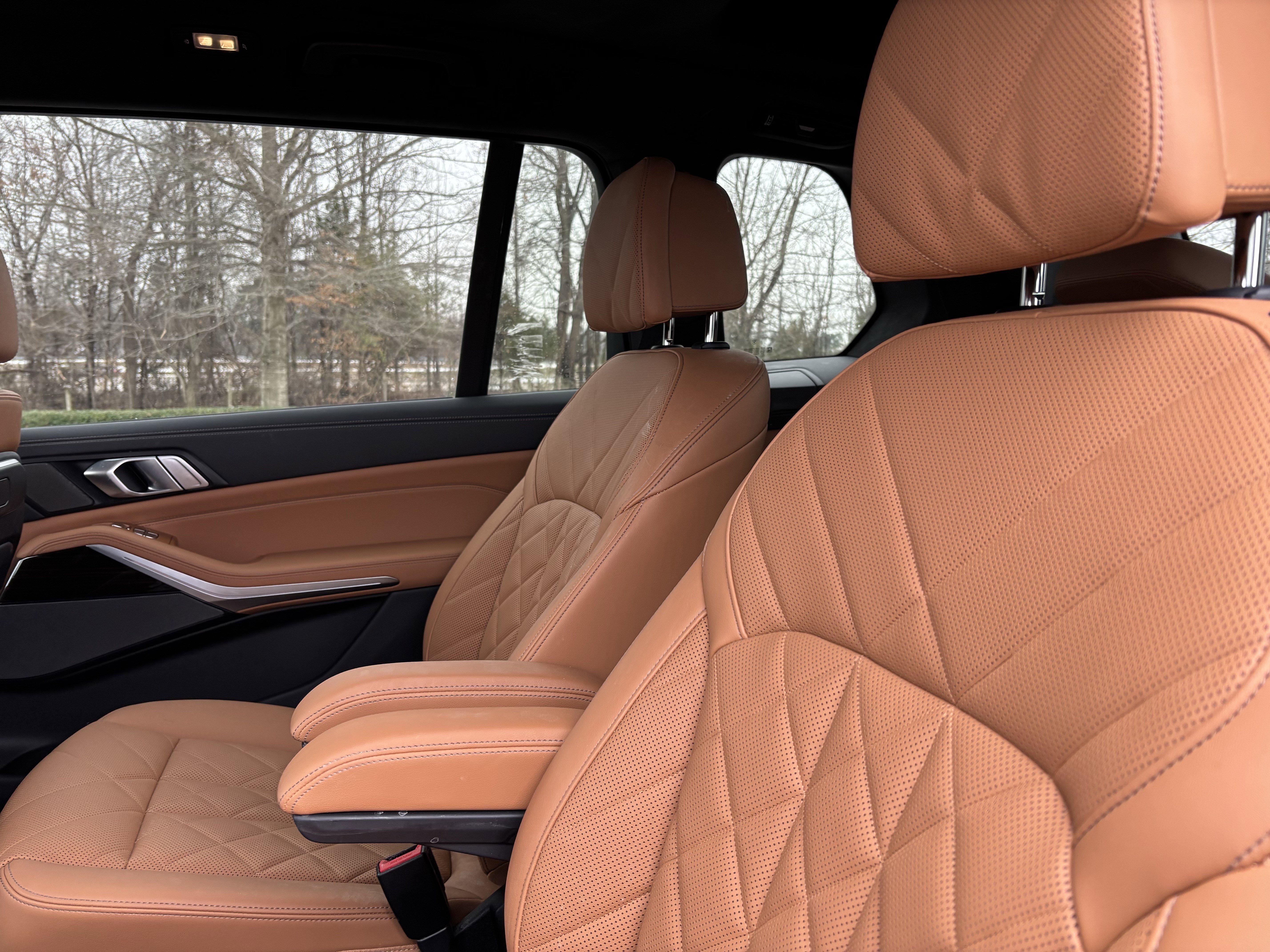 Certified 2024 BMW X7 xDrive40i w/ Executive Package image 32