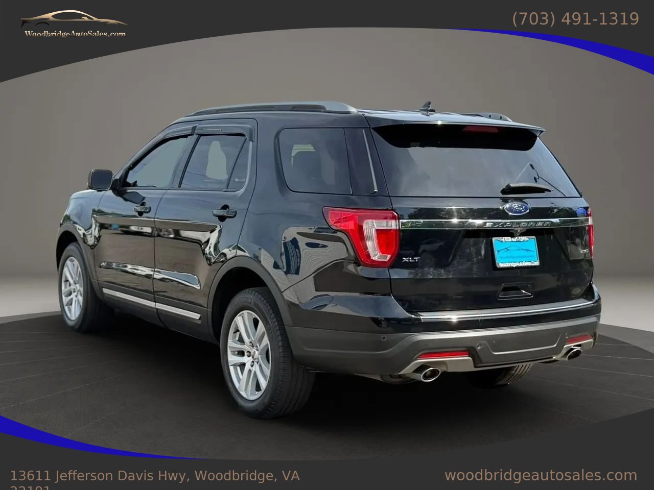 Used 2018 Ford Explorer XLT w/ Equipment Group 202A AWD/4WD image 6