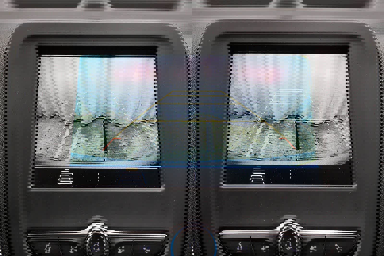 Used 2019 Chevrolet Equinox LT image 24