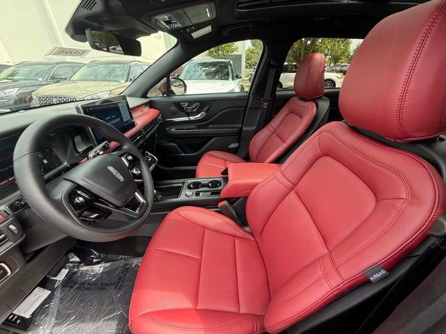 New 2025 Lincoln Corsair Reserve image 13