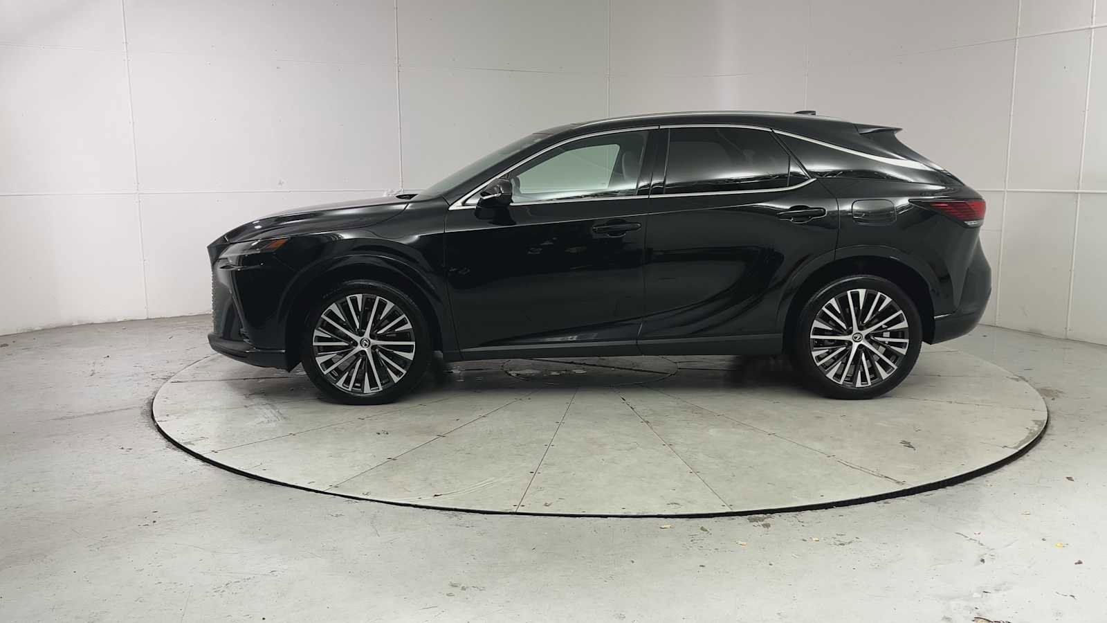 Used 2023 Lexus RX 350 AWD image 5