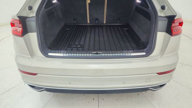 Used 2023 Audi Q8 Premium Plus w/ Premium Plus Package AWD/4WD image 14