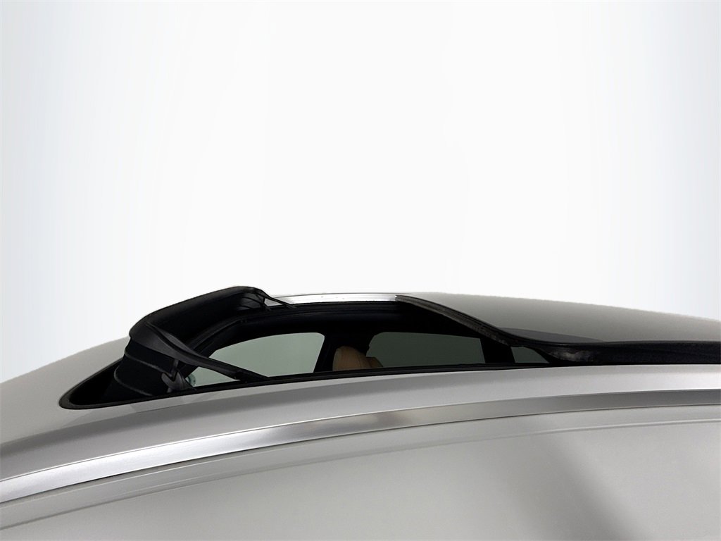 Used 2023 Porsche Macan image 22