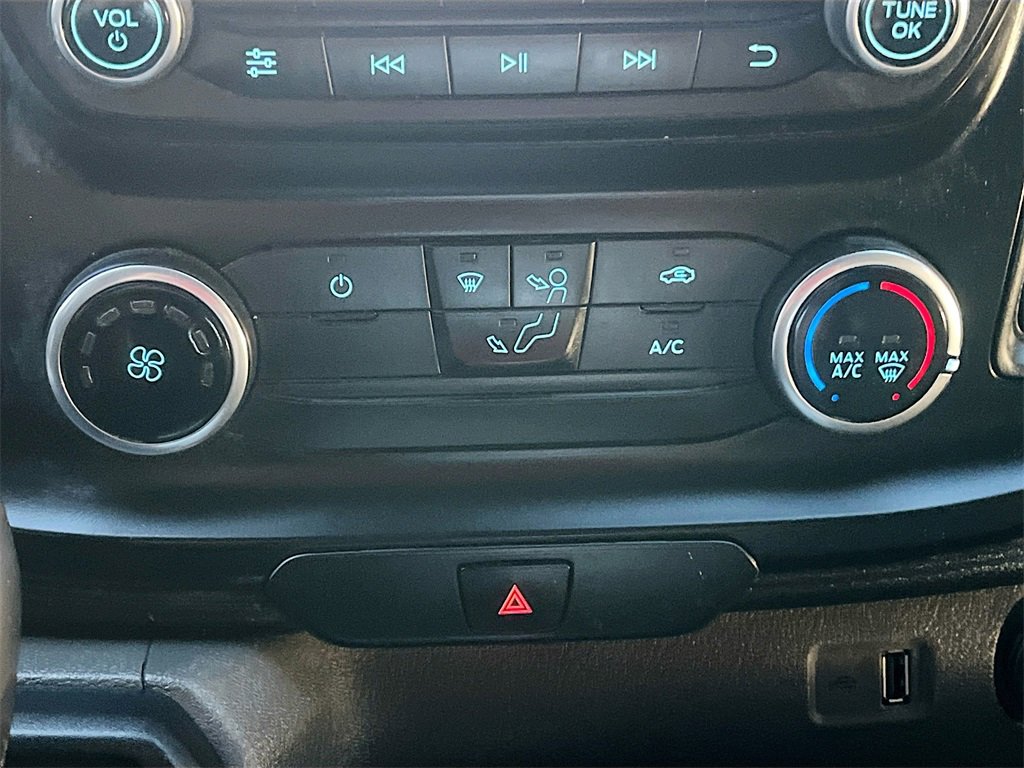 Used 2020 Ford Transit 250 Medium Roof w/ Load Area Protection Package image 15