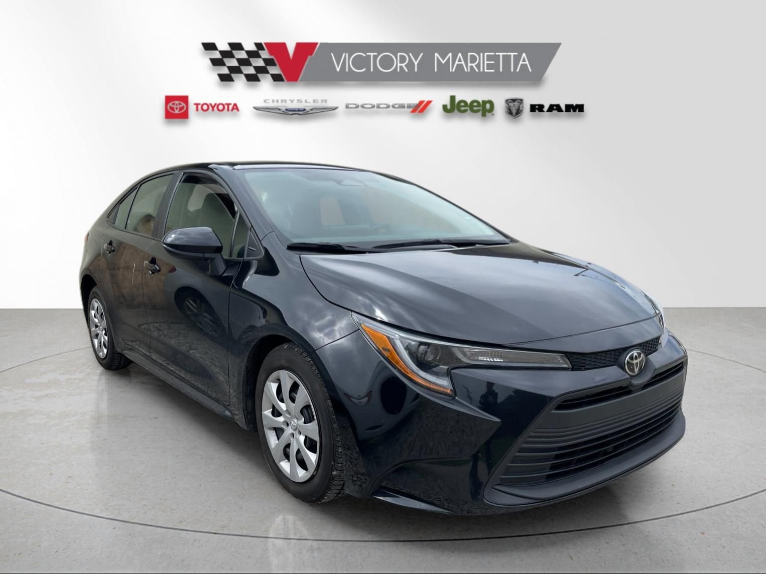 Used 2024 Toyota Corolla LE FWD image 5