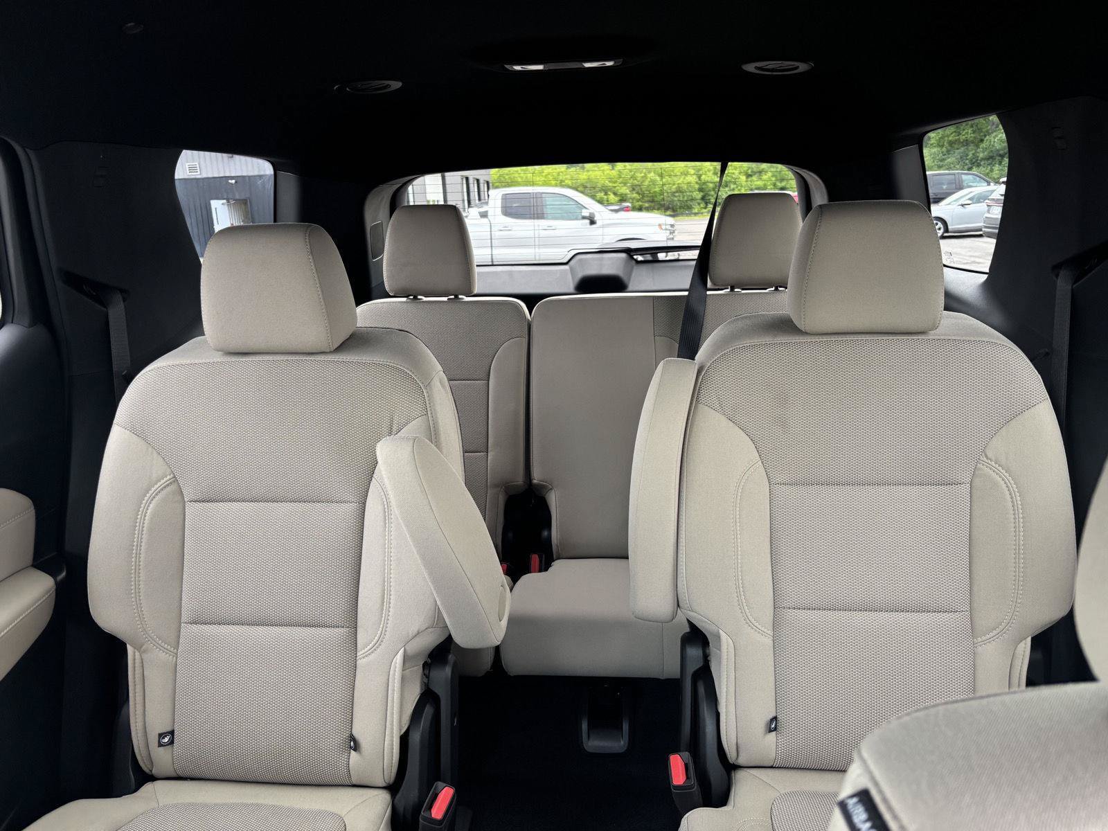 Used 2023 Chevrolet Traverse LT AWD/4WD image 31