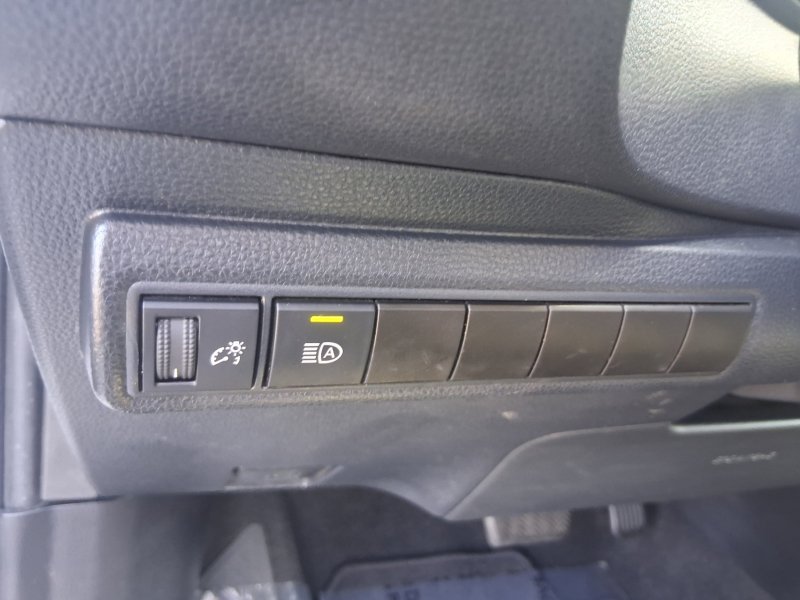 Used 2023 Toyota Corolla LE w/ LE Convenience Package FWD image 15