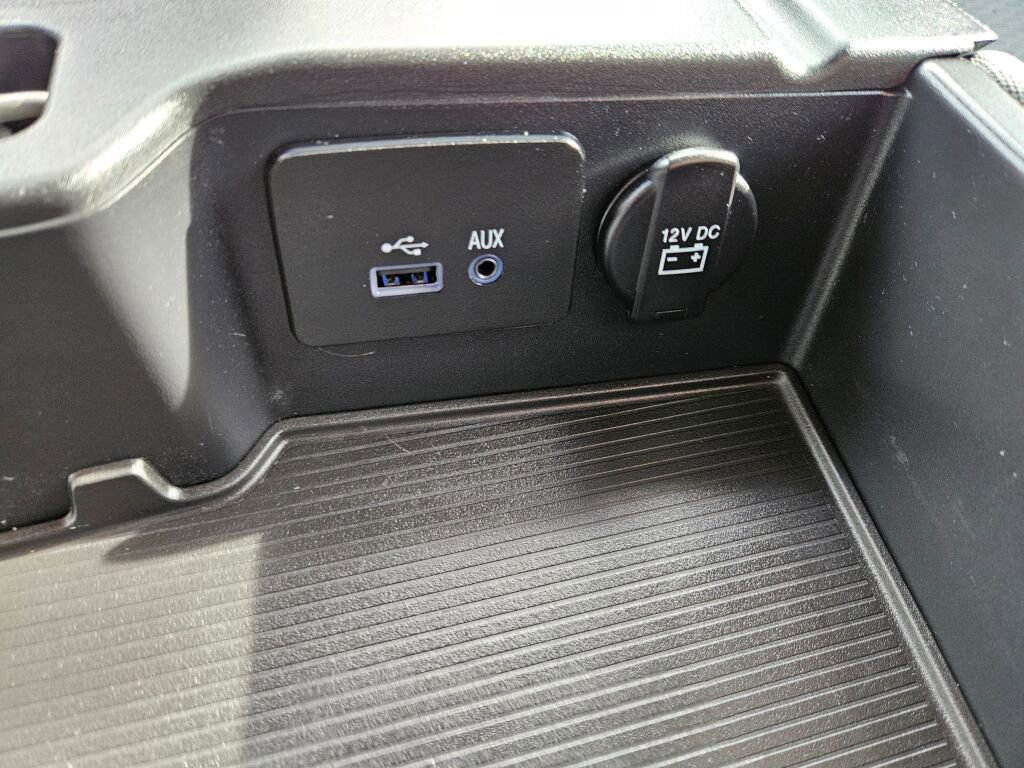 Used 2017 RAM 1500 Express w/ Express Value Package AWD/4WD image 31