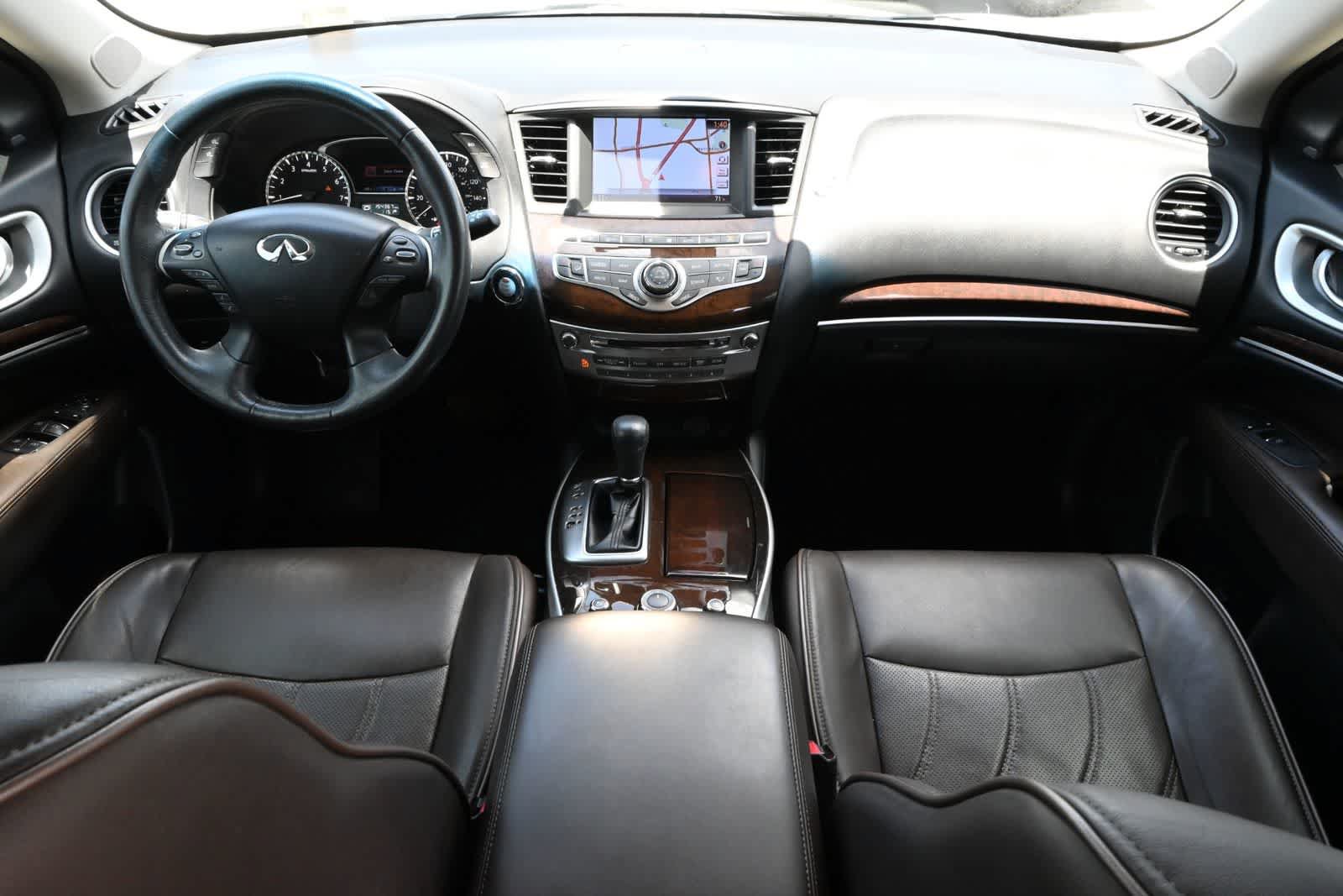 Used 2015 INFINITI QX60 FWD w/ Deluxe Touring Package image 7