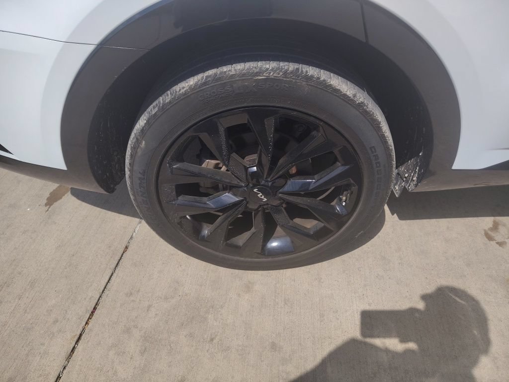 Used 2023 Kia Sorento SX FWD image 13