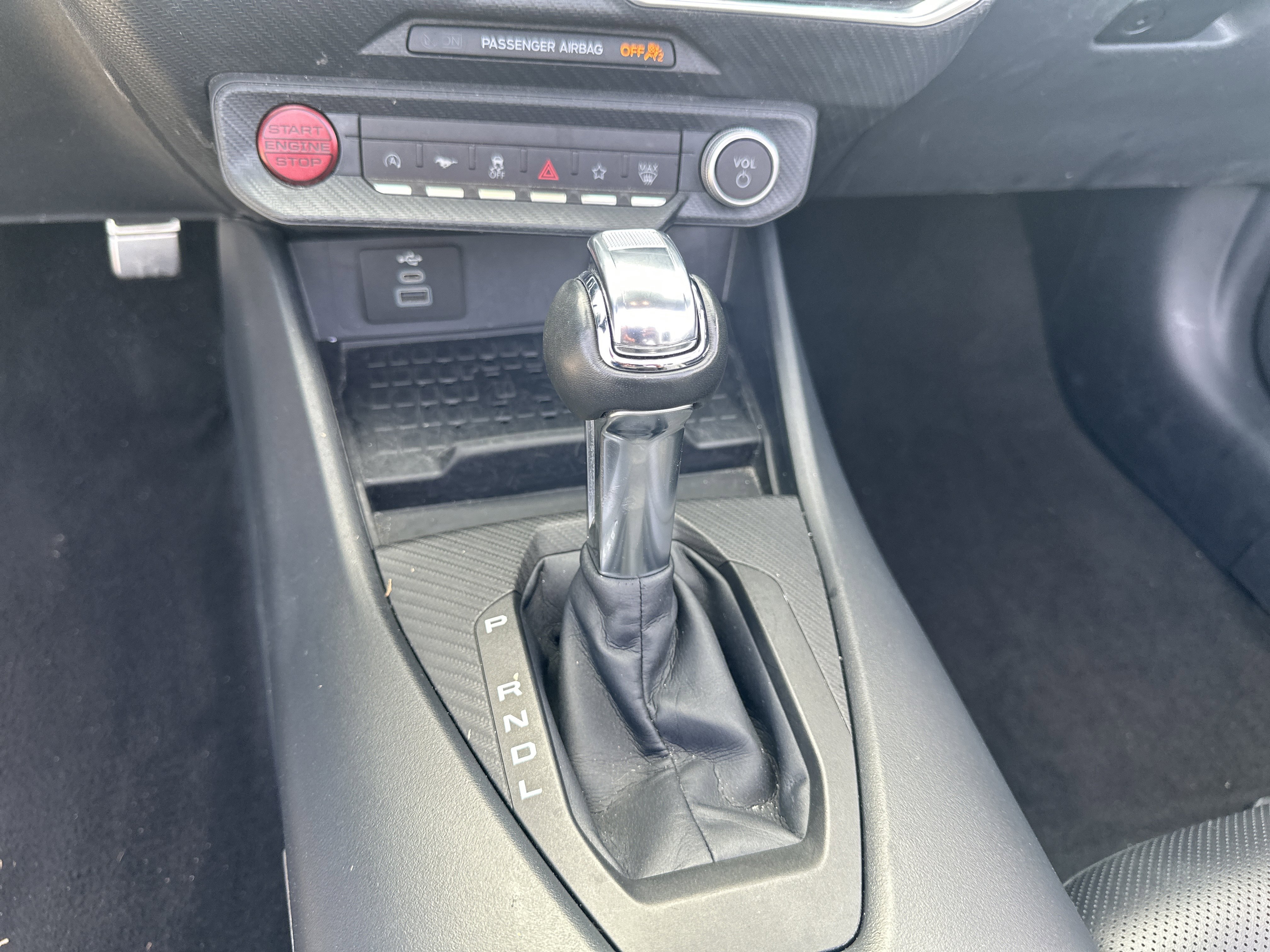 Used 2024 Ford Mustang Premium image 25