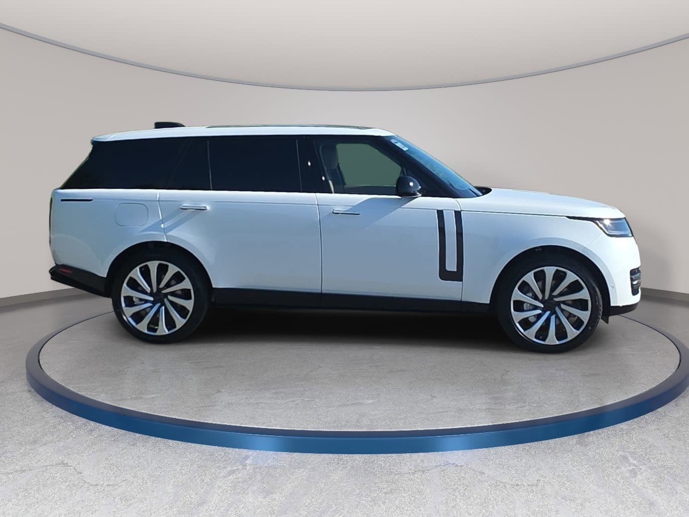 New 2026 Land Rover Range Rover Long Wheelbase SE AWD/4WD image 4