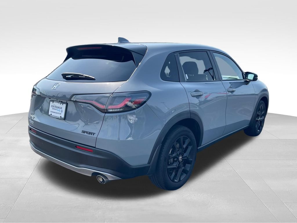 Used 2023 Honda HR-V Sport video 5