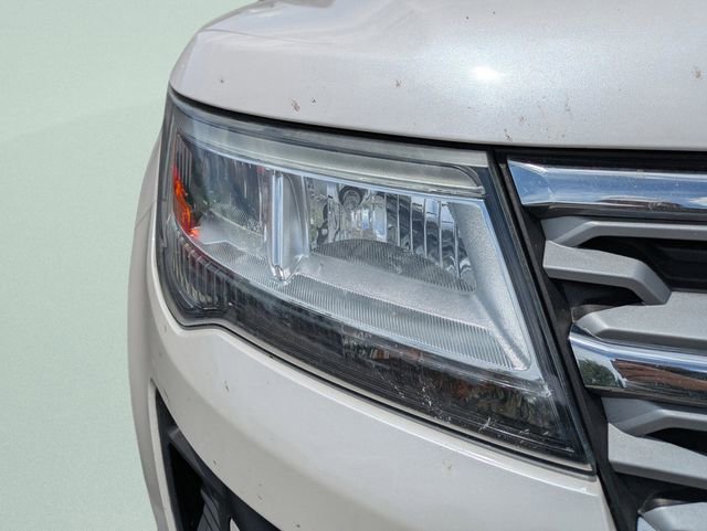 Used 2019 Ford Explorer Limited FWD image 7