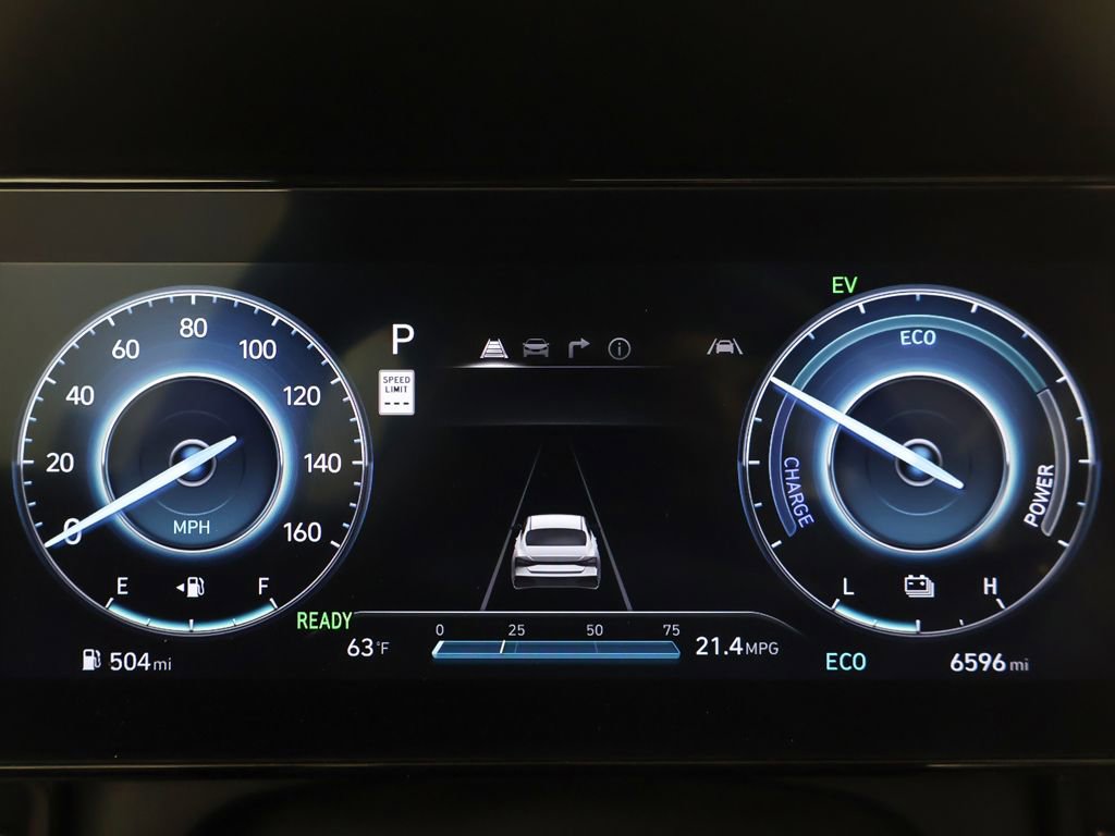 Certified 2025 Hyundai Elantra Limited image 38