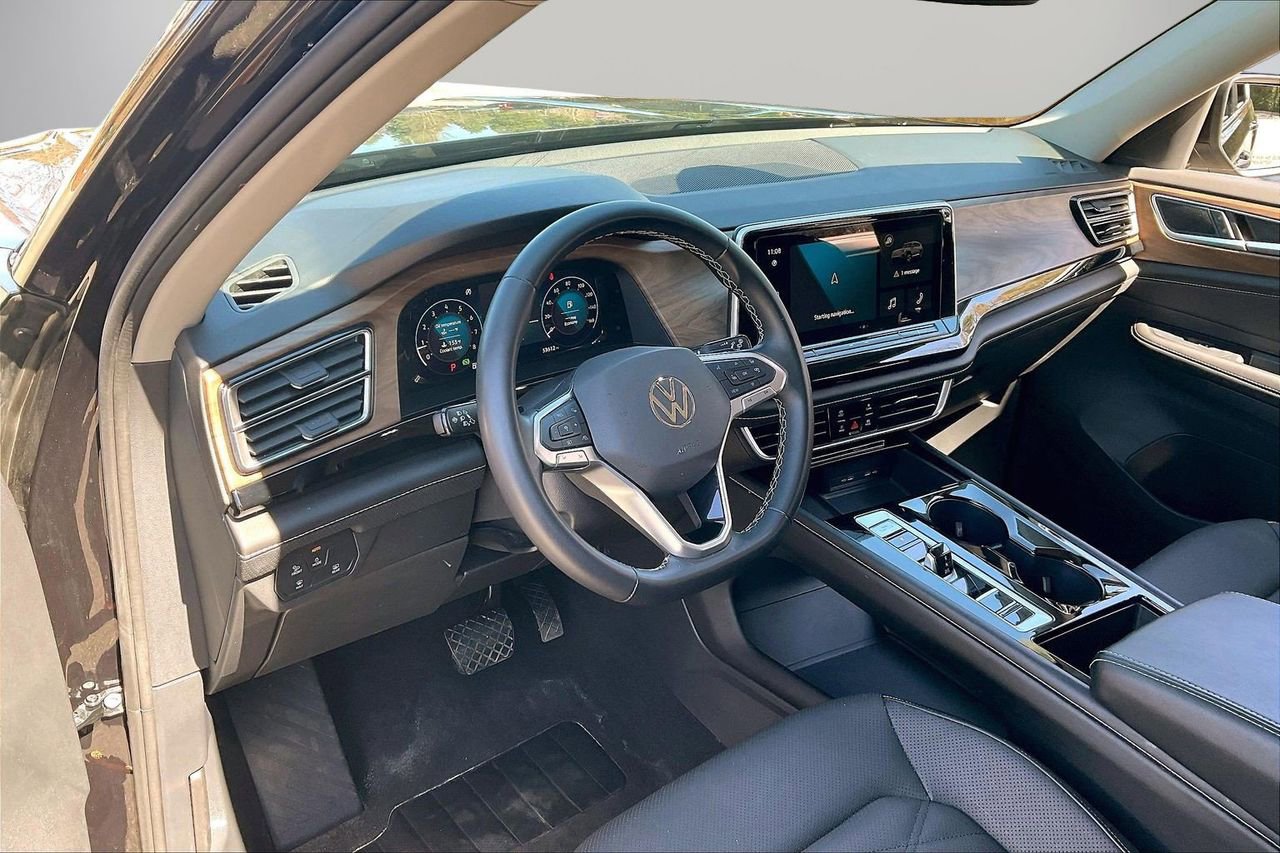 Used 2024 Volkswagen Atlas SE image 20