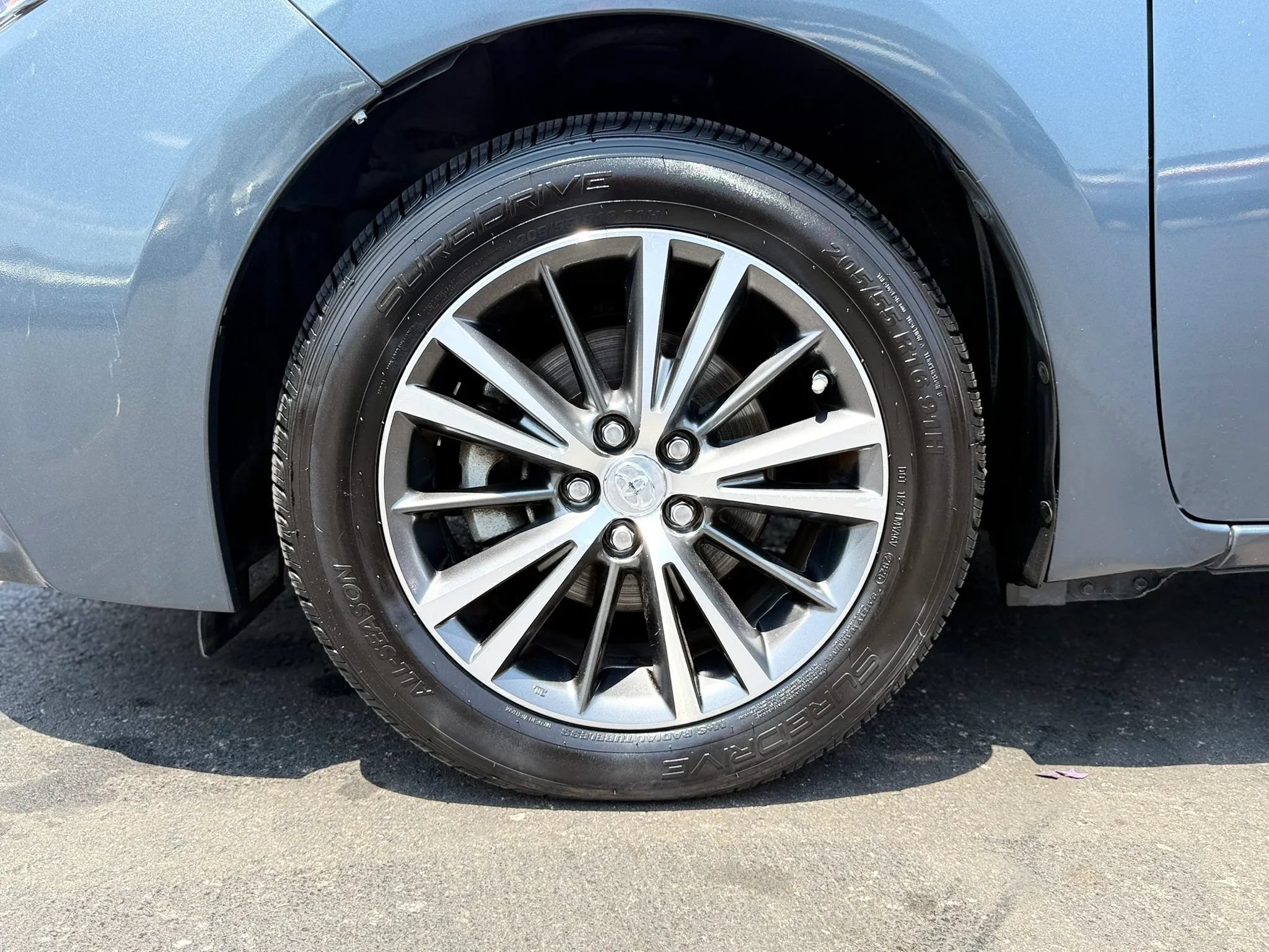 Used 2016 Toyota Corolla LE FWD image 42
