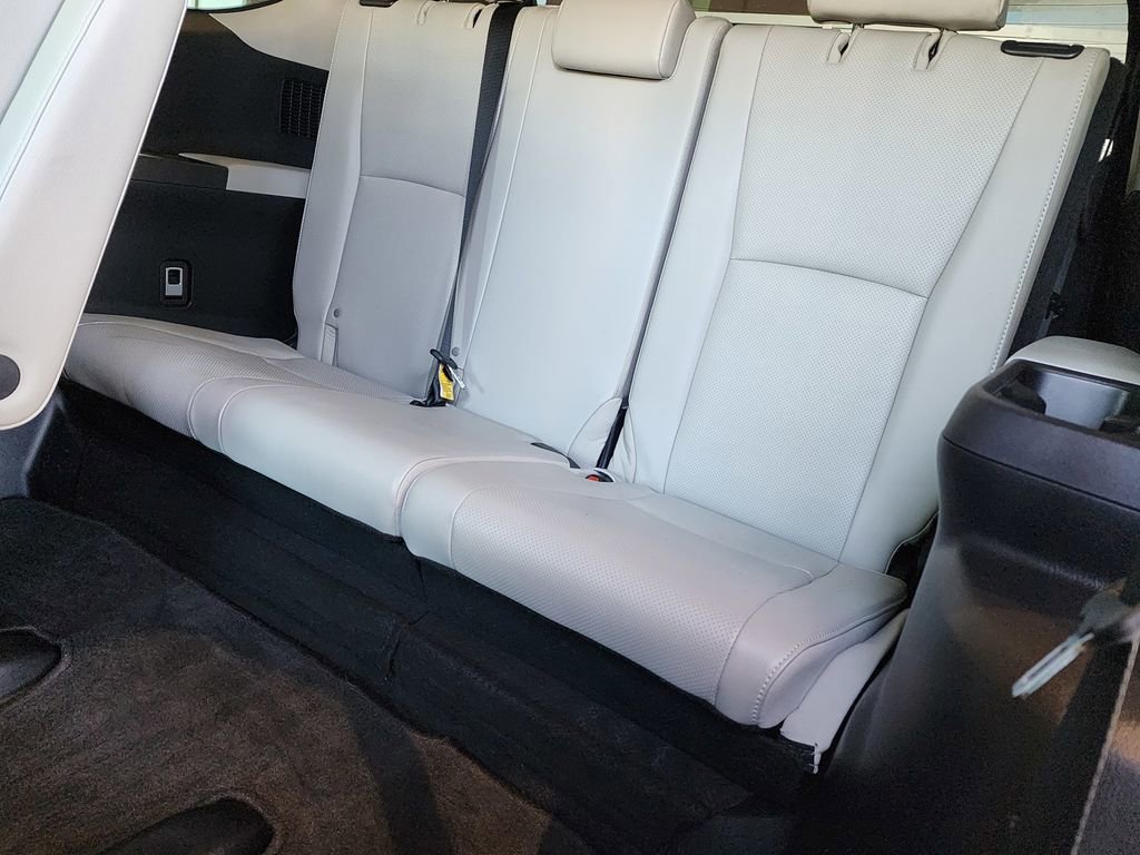 Used 2024 Toyota Grand Highlander Platinum image 14