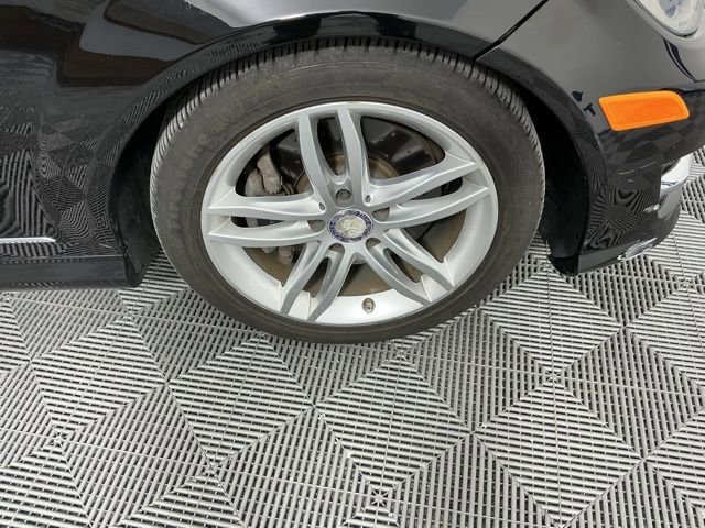 Used 2013 Mercedes-Benz C 300 4MATIC Sedan image 16