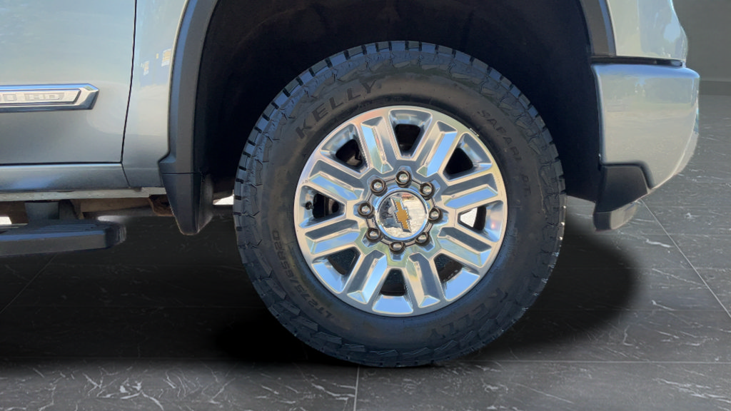 Used 2024 Chevrolet Silverado 2500 High Country w/ High Country Premium Package AWD/4WD image 27