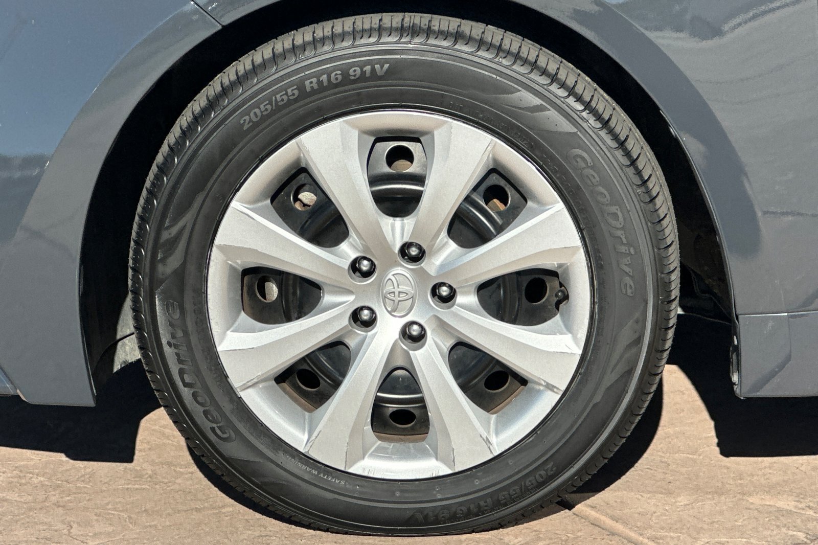Certified 2024 Toyota Corolla LE FWD image 31