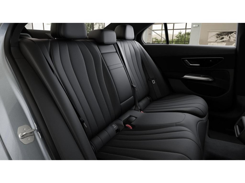New 2027 Mercedes-Benz E 450 4MATIC Sedan image 5