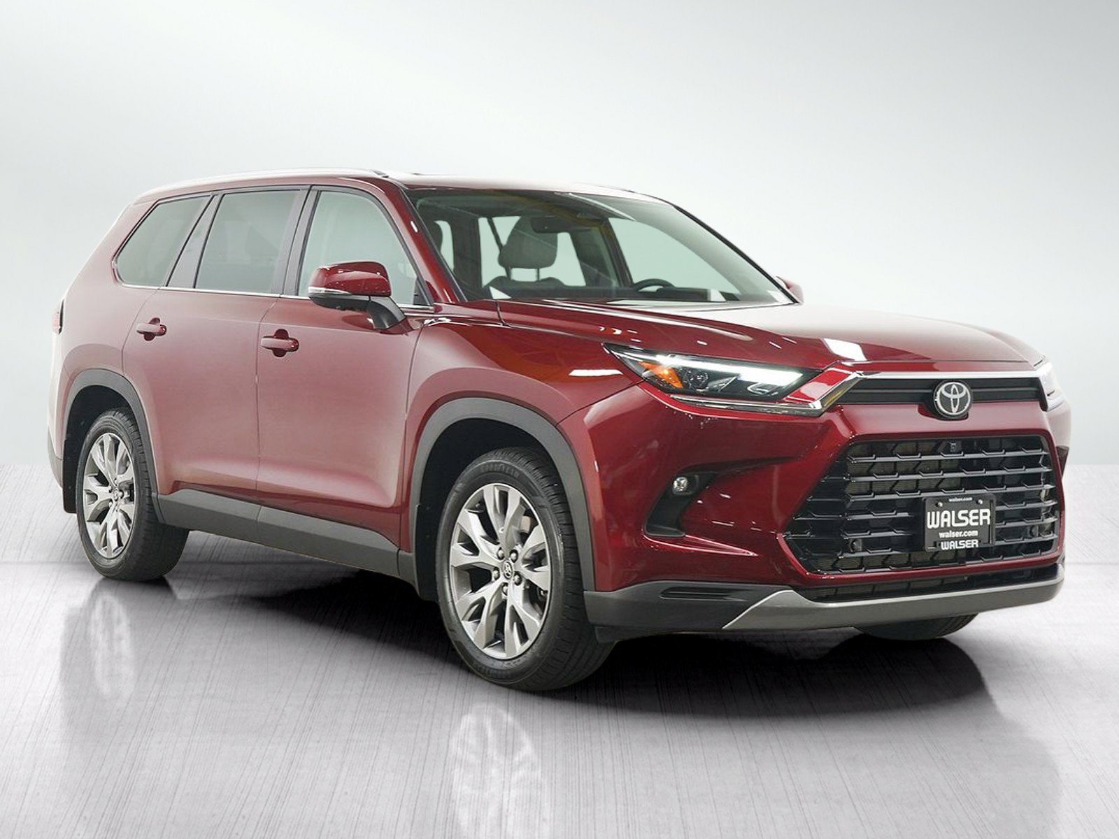 Used 2024 Toyota Grand Highlander AWD image 9