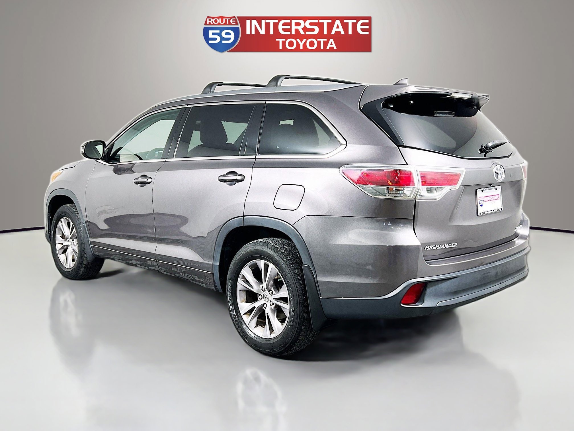 Used 2015 Toyota Highlander XLE image 5