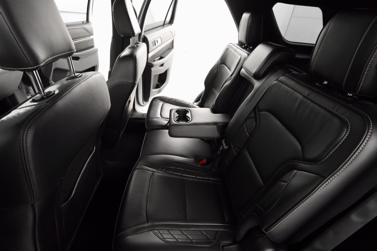 Used 2018 Ford Explorer Platinum image 30