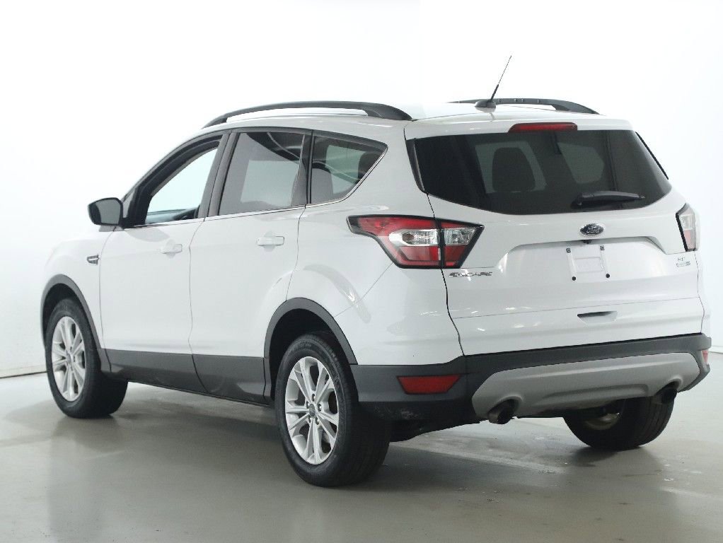 Used 2018 Ford Escape SE w/ Ford Safe & Smart Package image 40