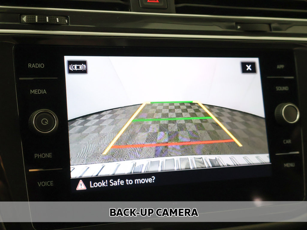 Certified 2024 Volkswagen Tiguan SE AWD/4WD image 5