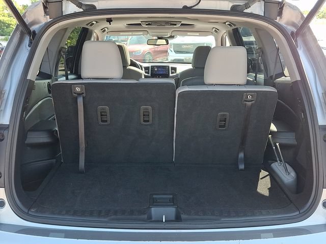 Used 2016 Honda Pilot Touring image 29