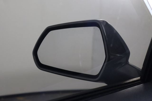 Used 2022 Chevrolet Camaro LT RWD image 38