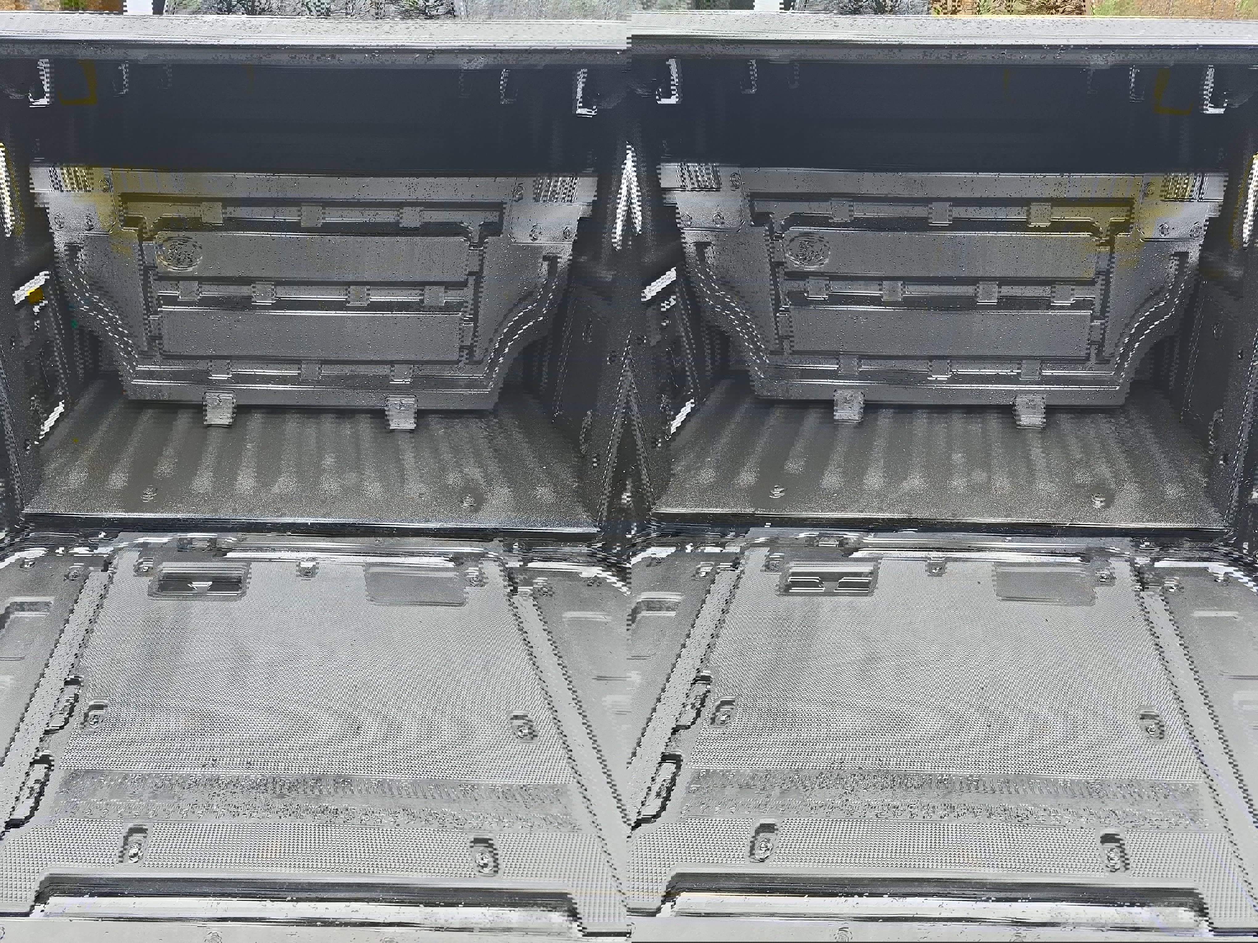 Used 2025 Ford F150 Platinum w/ FX4 Off-Road Package image 12