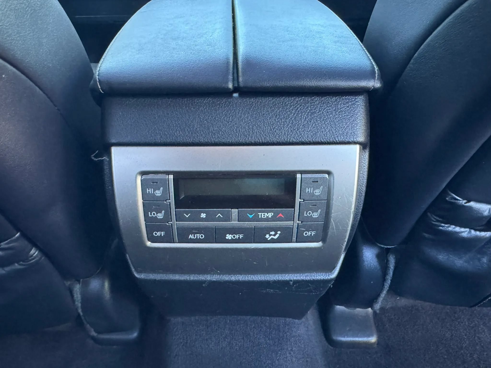 Used 2016 Lexus GX 460 w/ Premium Package AWD/4WD image 26