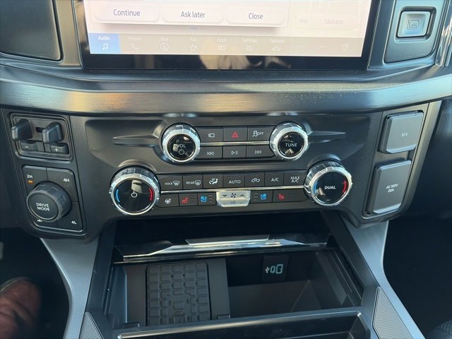 New 2026 Ford F250 Lariat w/ Chrome Package image 23