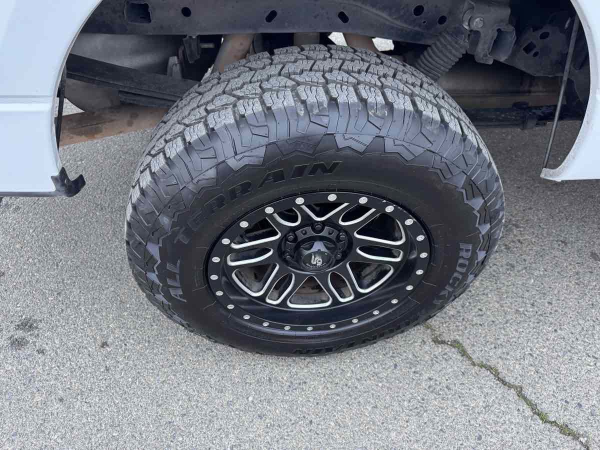 Used 2014 Ford F150 XLT w/ Equipment Group 302A Luxury image 38