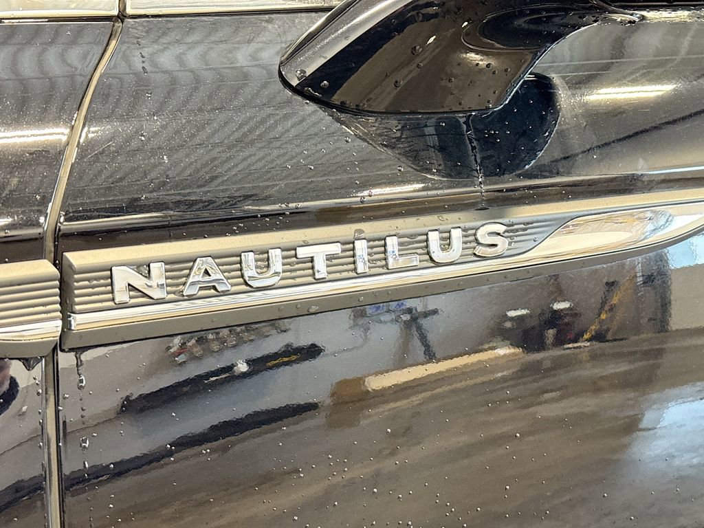 Used 2023 Lincoln Nautilus AWD w/ Premium Package image 21
