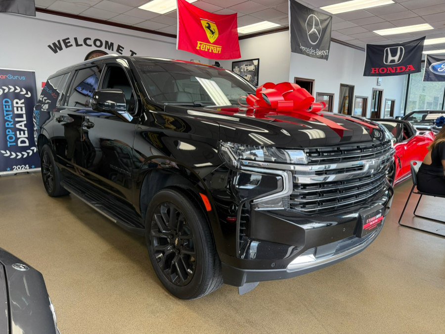 Used 2022 Chevrolet Suburban LT w/ LT Signature Plus Package AWD/4WD image 6