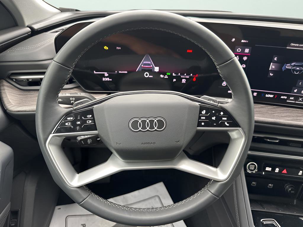 Used 2025 Audi Q5 Premium Plus w/ Premium Plus image 27