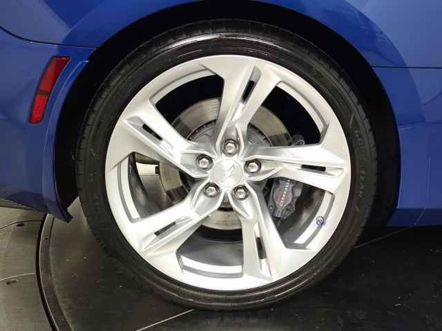 Used 2020 Chevrolet Camaro SS image 15