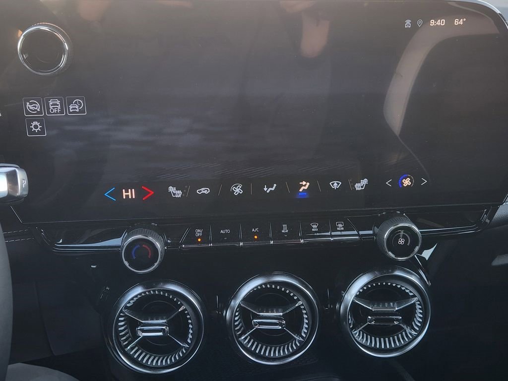 Used 2024 Chevrolet Blazer EV LT image 18