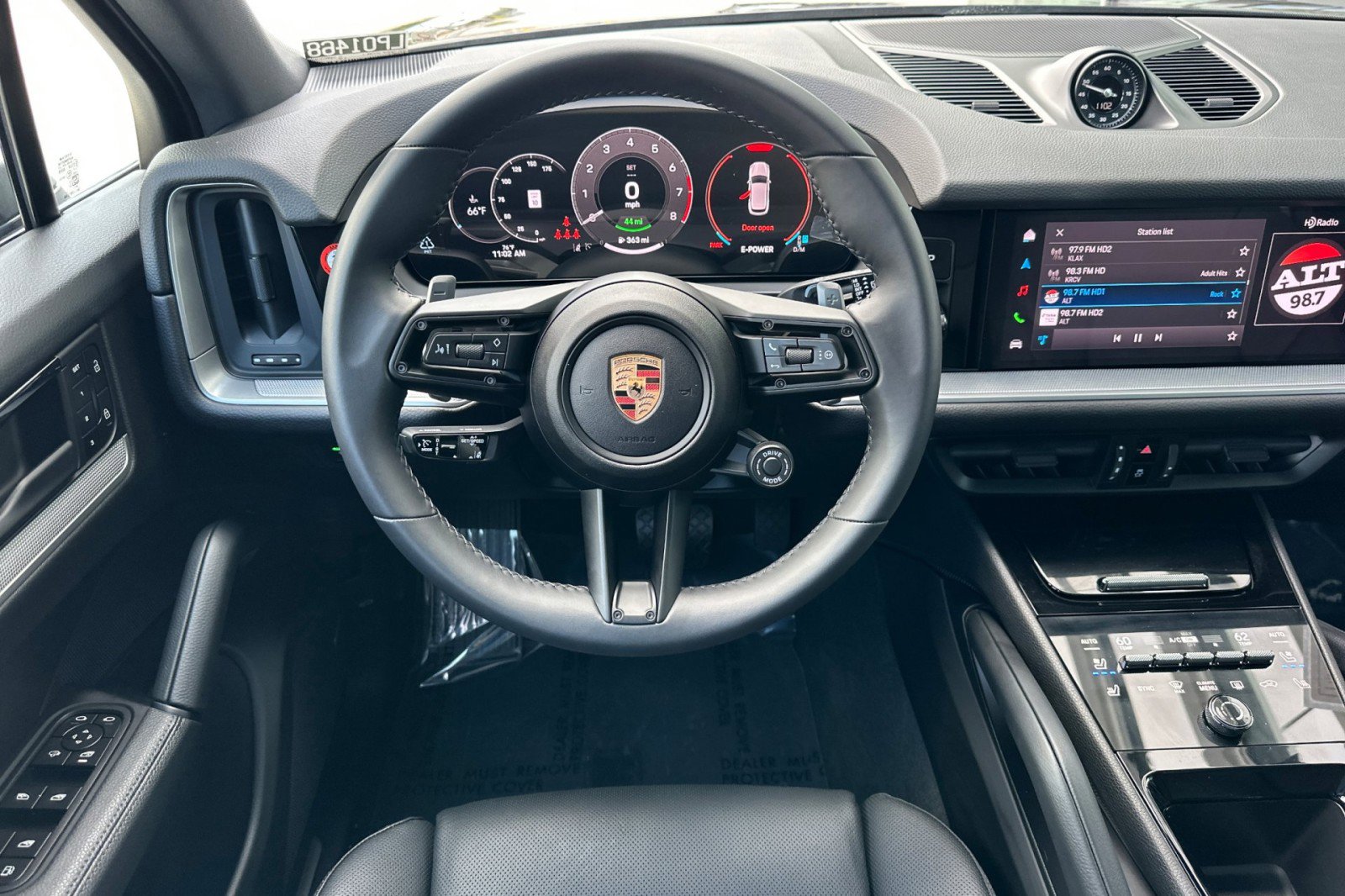 Certified 2025 Porsche Cayenne E-Hybrid image 14
