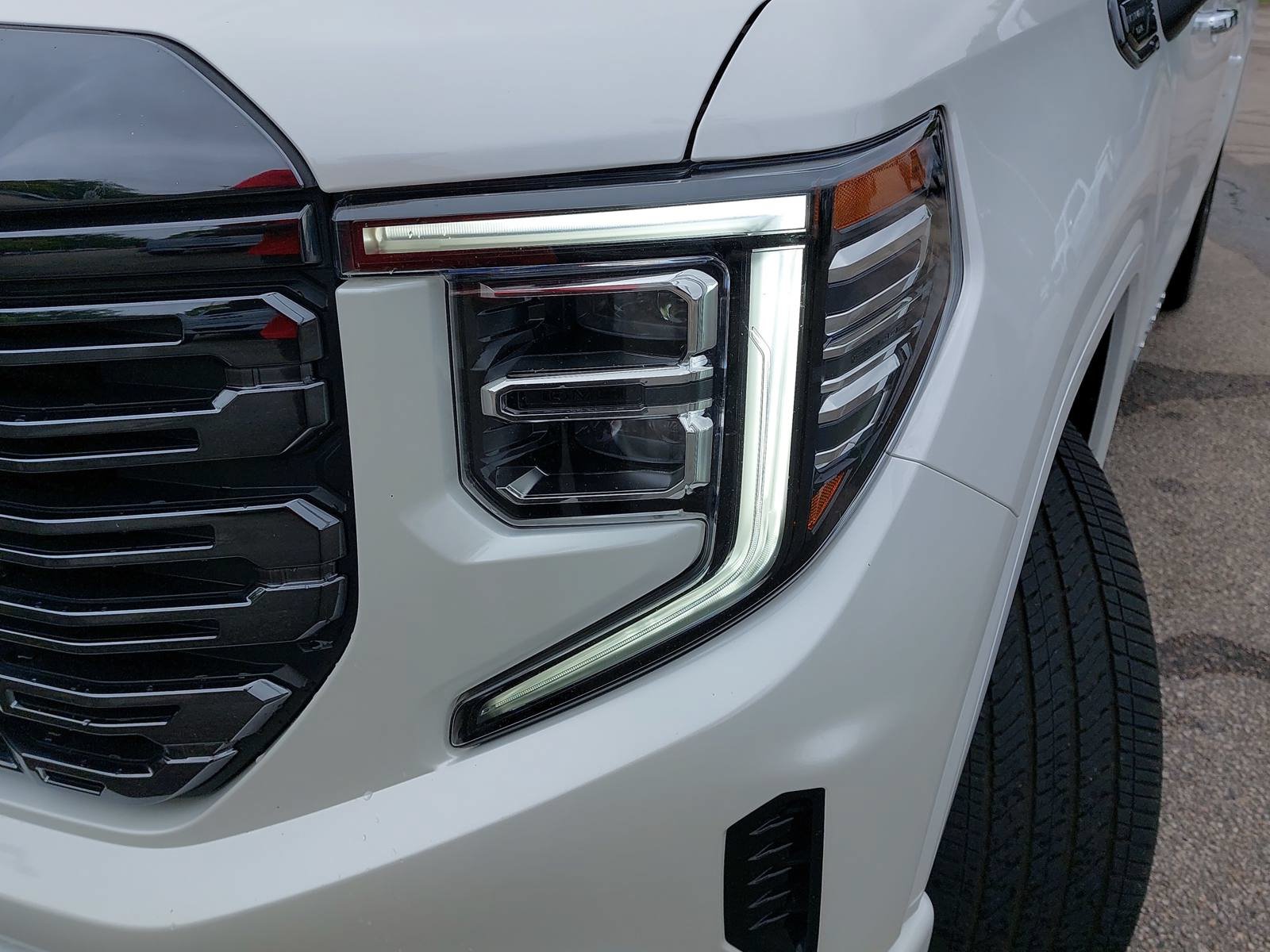 Used 2024 GMC Sierra 1500 Denali Ultimate AWD/4WD image 33