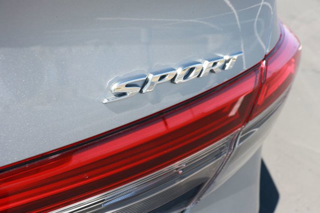Used 2023 Honda Civic Sport image 8