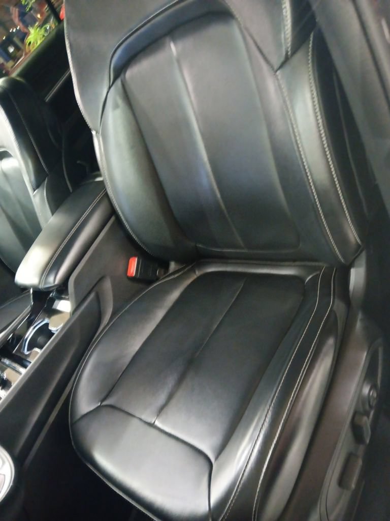Used 2022 Jeep Grand Cherokee L Limited AWD/4WD image 6