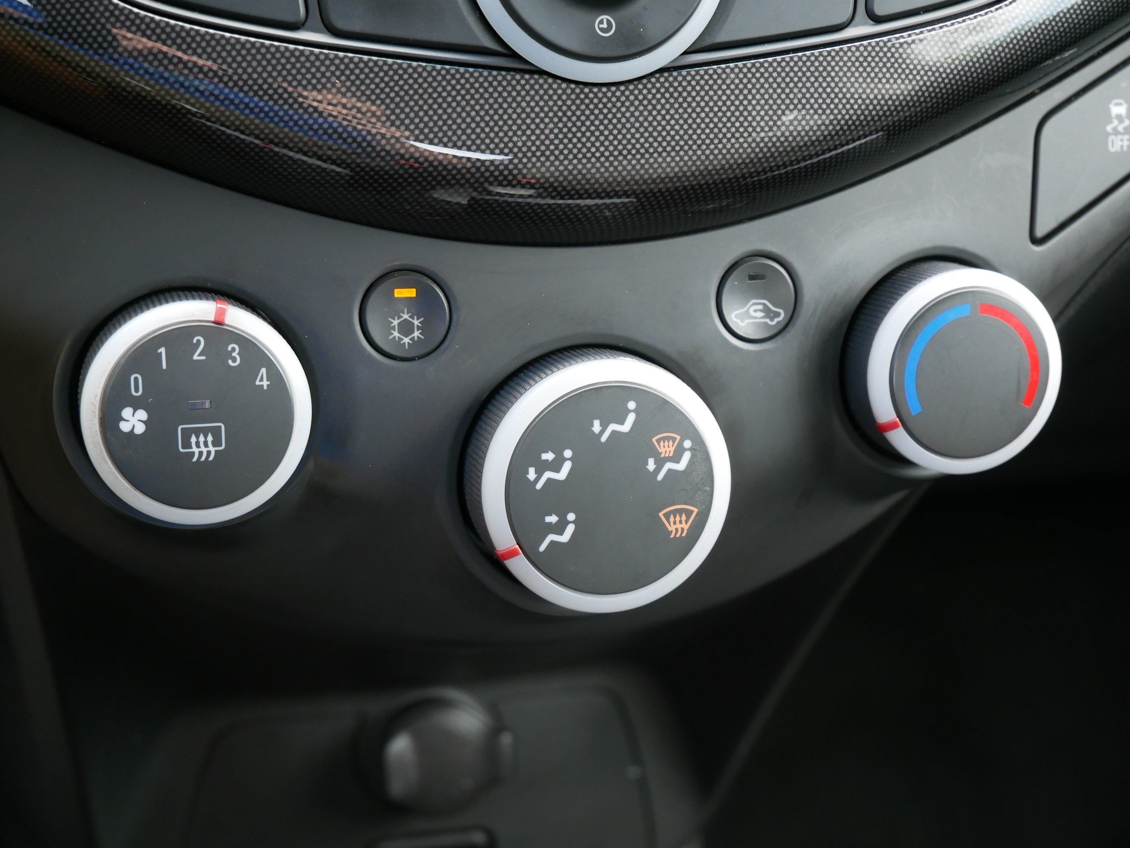 Used 2013 Chevrolet Spark LS FWD image 23