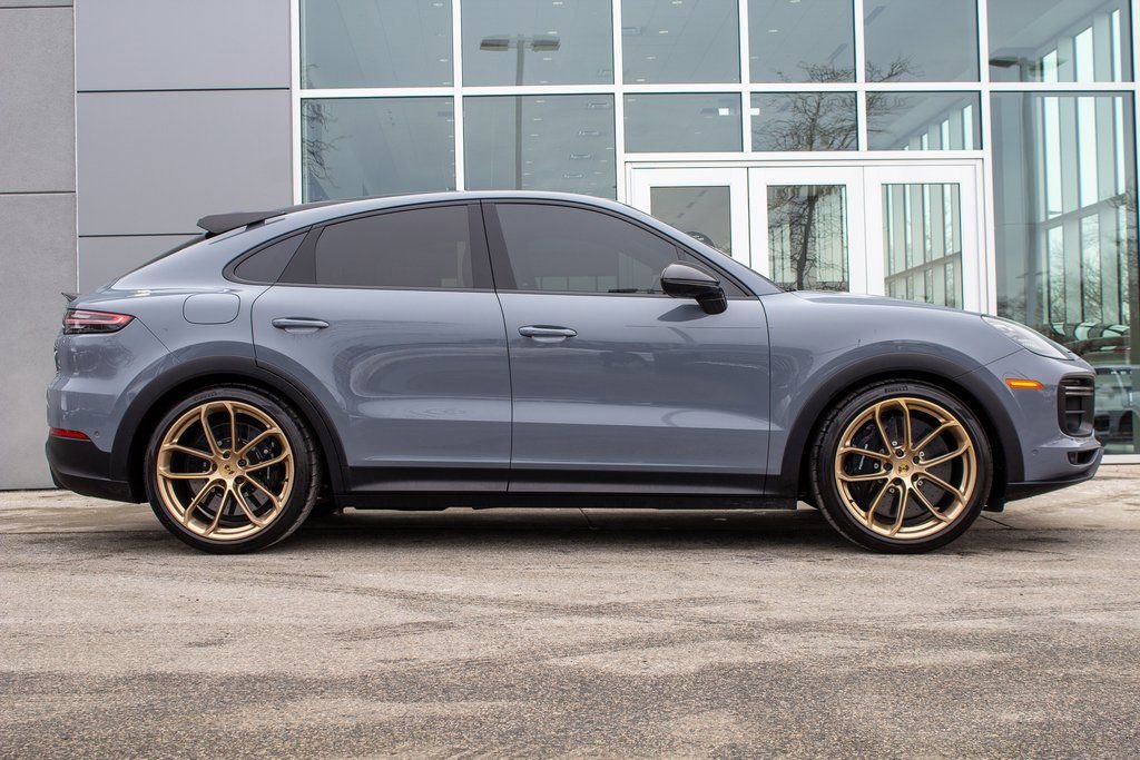 Used 2023 Porsche Cayenne Turbo GT AWD/4WD image 4