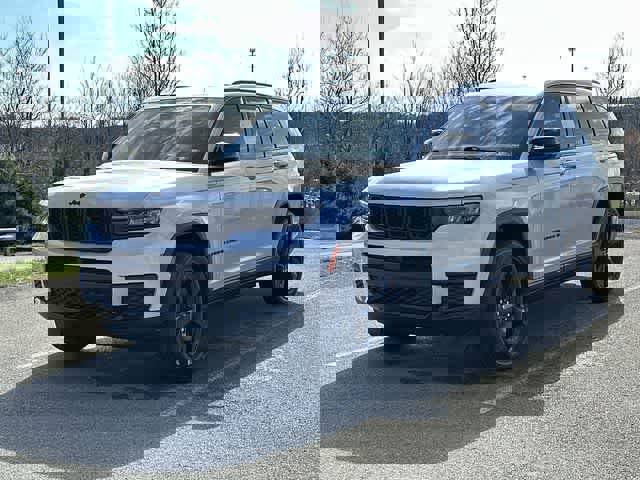 Used 2023 Jeep Grand Cherokee L Laredo video 1