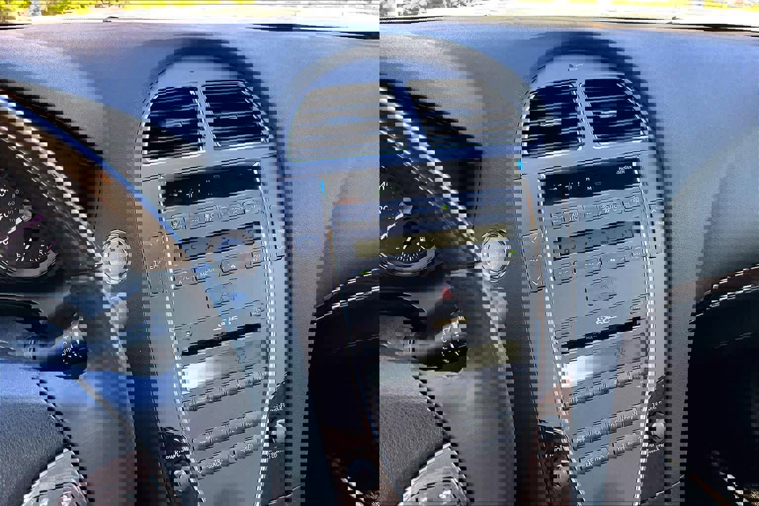 Used 2010 Lexus ES 350 image 6